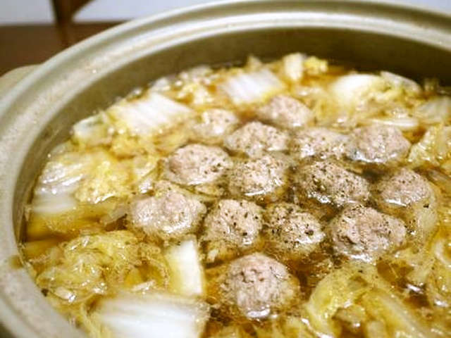 冬の定番!肉団子と白菜の鍋♪
